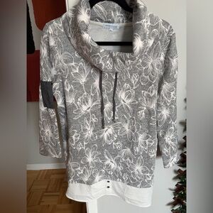 Marie-Claire Gray Floral Women's Sweater size large